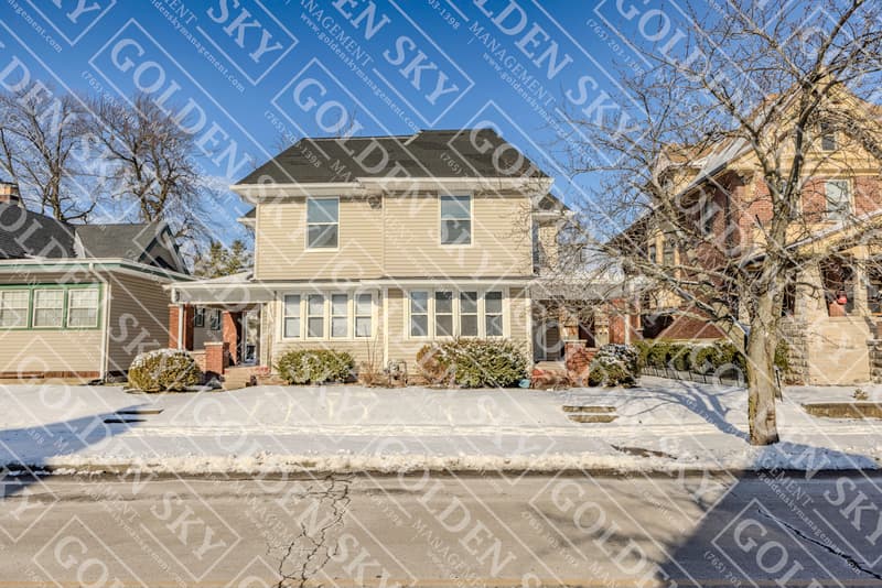 Rental property at 514 West Charles Street, Muncie - photo 1 of 8