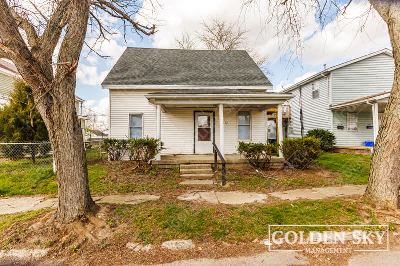 Rental property at 1432 West 14th Street - 1, Unit 1, Muncie - photo 1 of 10