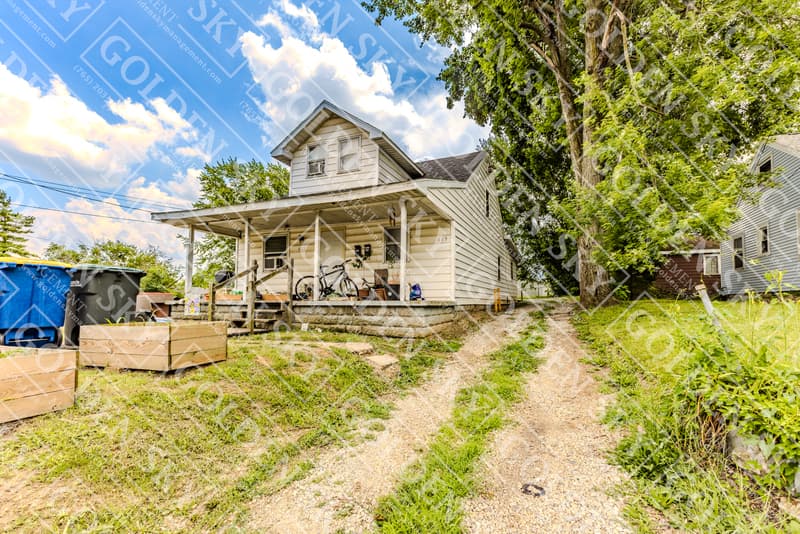 Rental property at 815 West Memorial Drive - 1, Muncie - photo 1 of 17