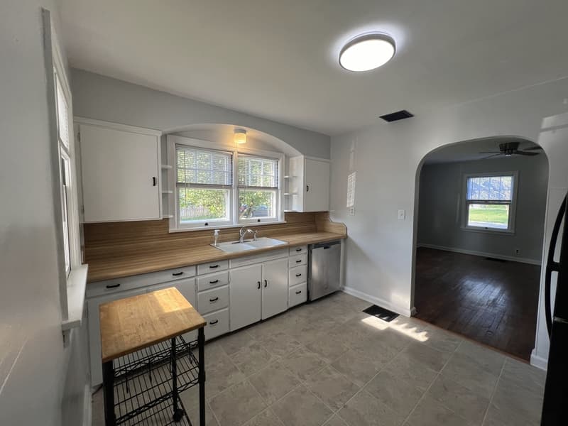 Rental property at 2021 N Maplewood Ave, Muncie