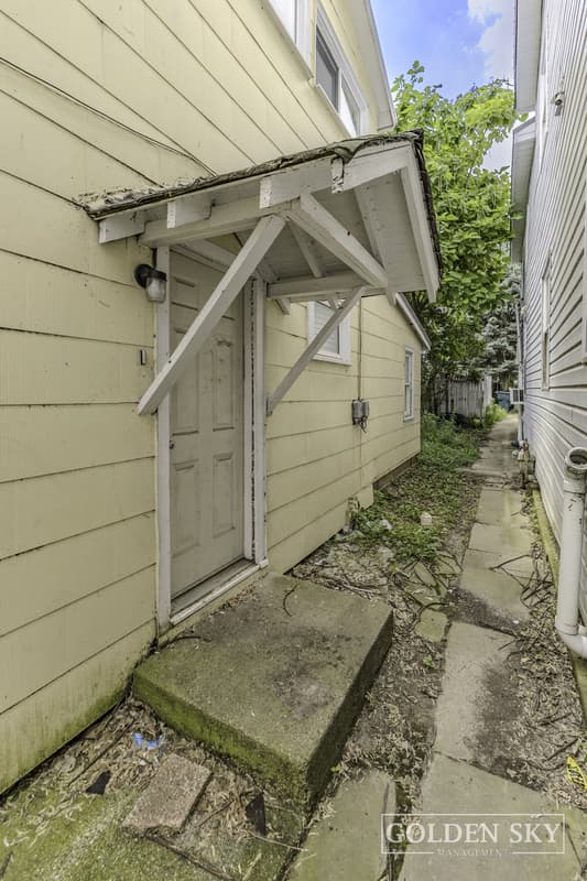 Rental property at 805 West Main Street - 2, Unit 2, Muncie