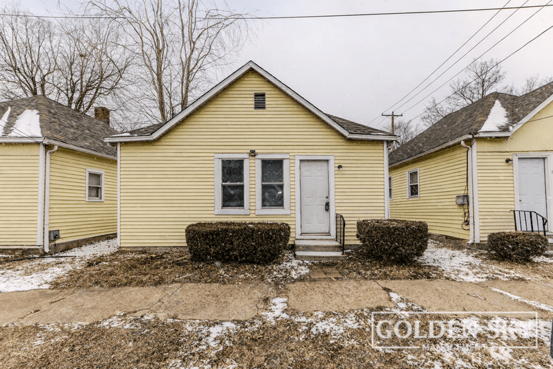 Rental property at 615 South Mound Street - 615, Muncie
