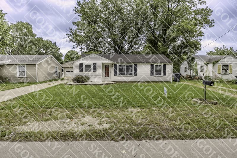Rental property at 1614 South Oakdale Drive, Yorktown